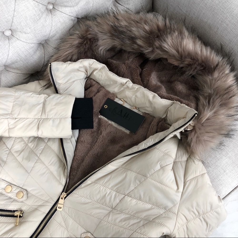 OUTT OF STOCKK - Picture 7 of 8